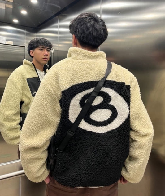 🎱 jacket