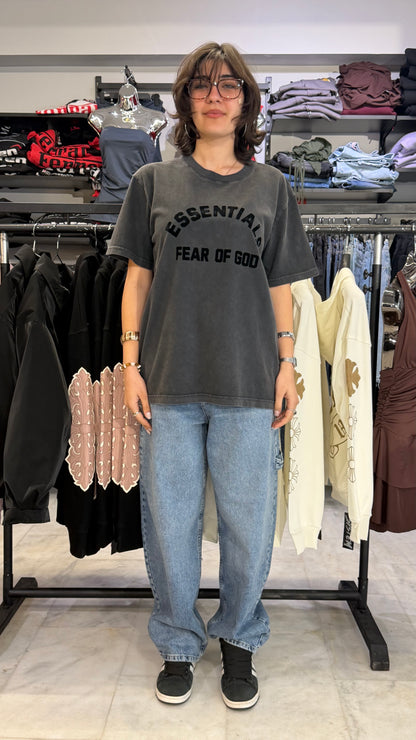 essentials washed tshirt