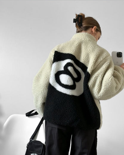 🎱 jacket