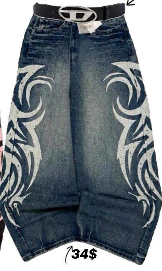 spikes jeans