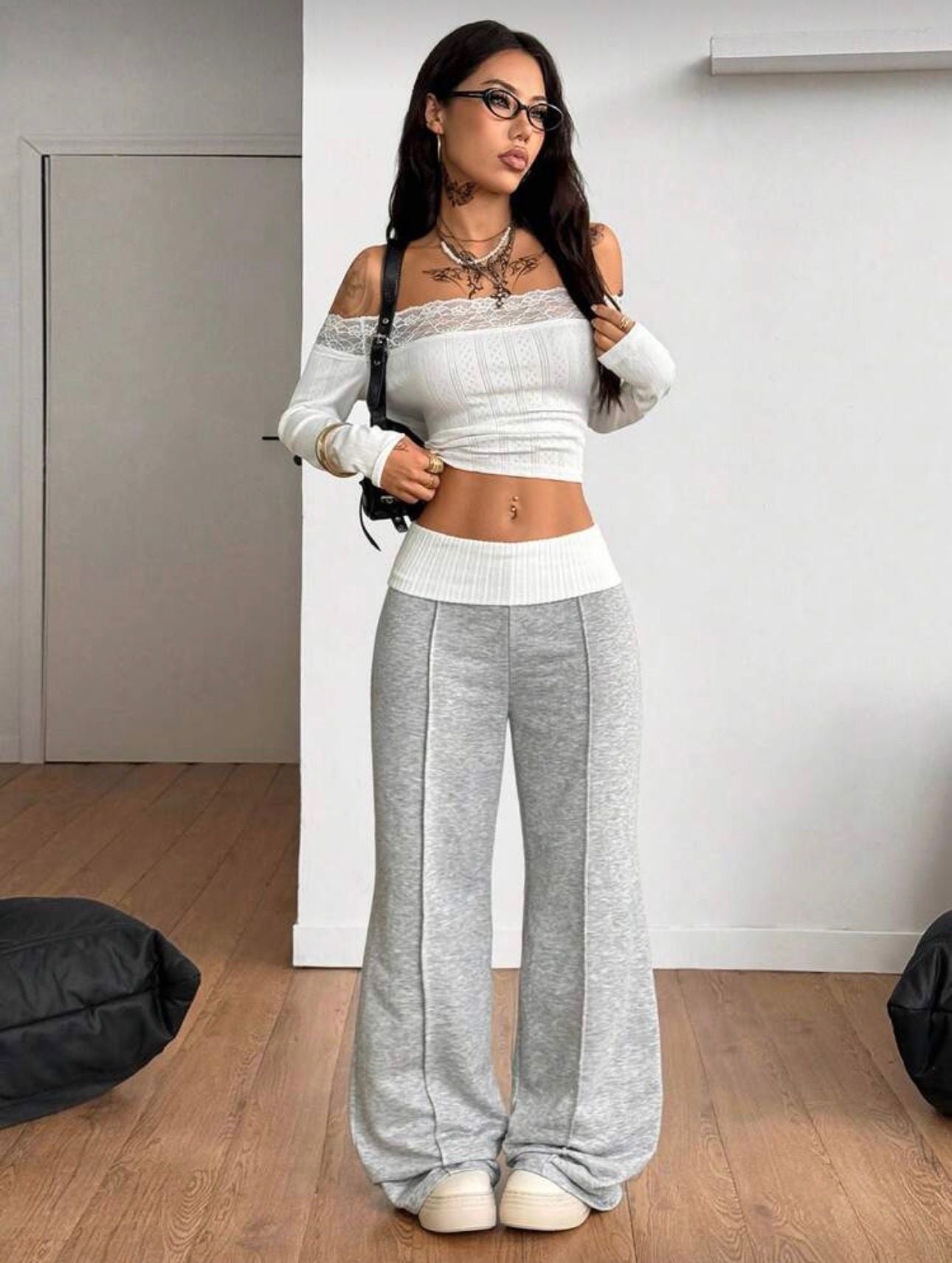 grey pants